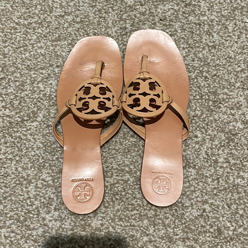 Used Tory Burch flip flops